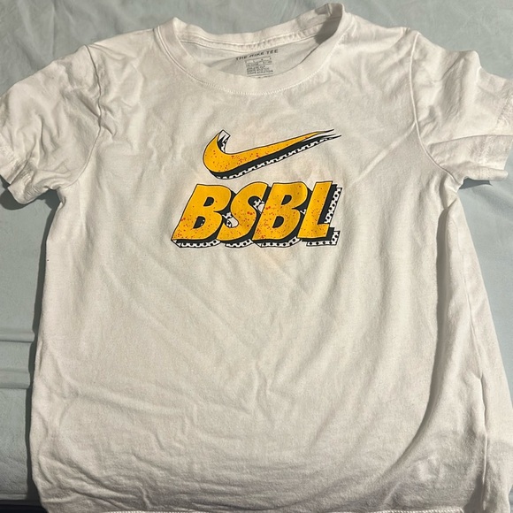 Nike T-Shirt - Picture 1 of 3
